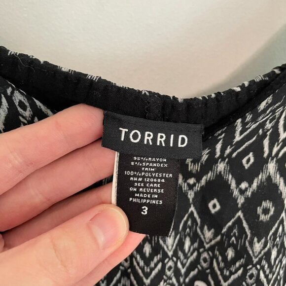 TORRID 3 Plus Size Skull Ikat Print Double Layered Cami Black Cream Tank Top 3X - Picture 5 of 16